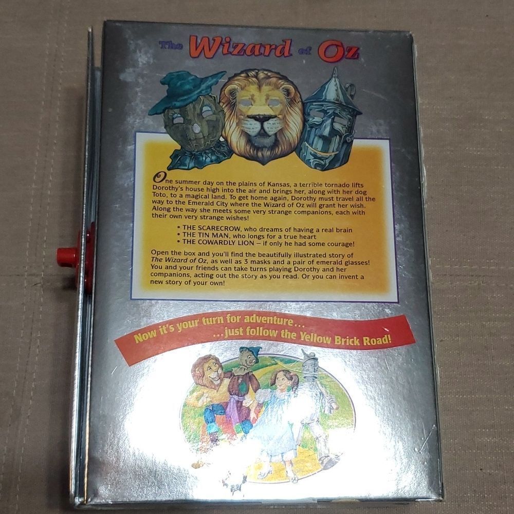 WIZARD OF OZ MASKS, BOOK, EMERALD CITY GLASSES & KEEPSAKE TINMAN BOX 1998, & DVD - Picture 12 of 16